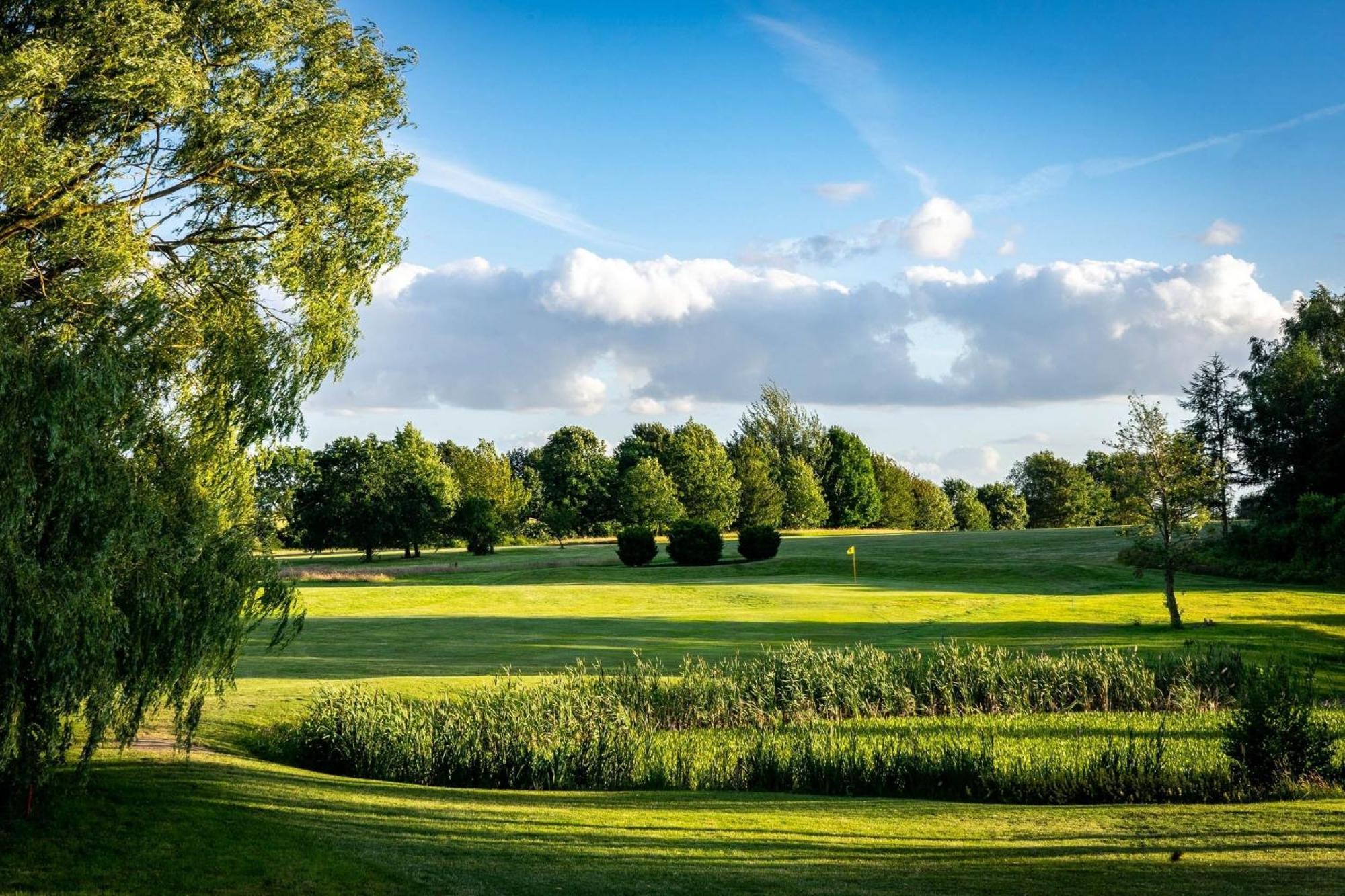 Golfplatz Ploener See Kleiner Ploener See Bosau Esterno foto